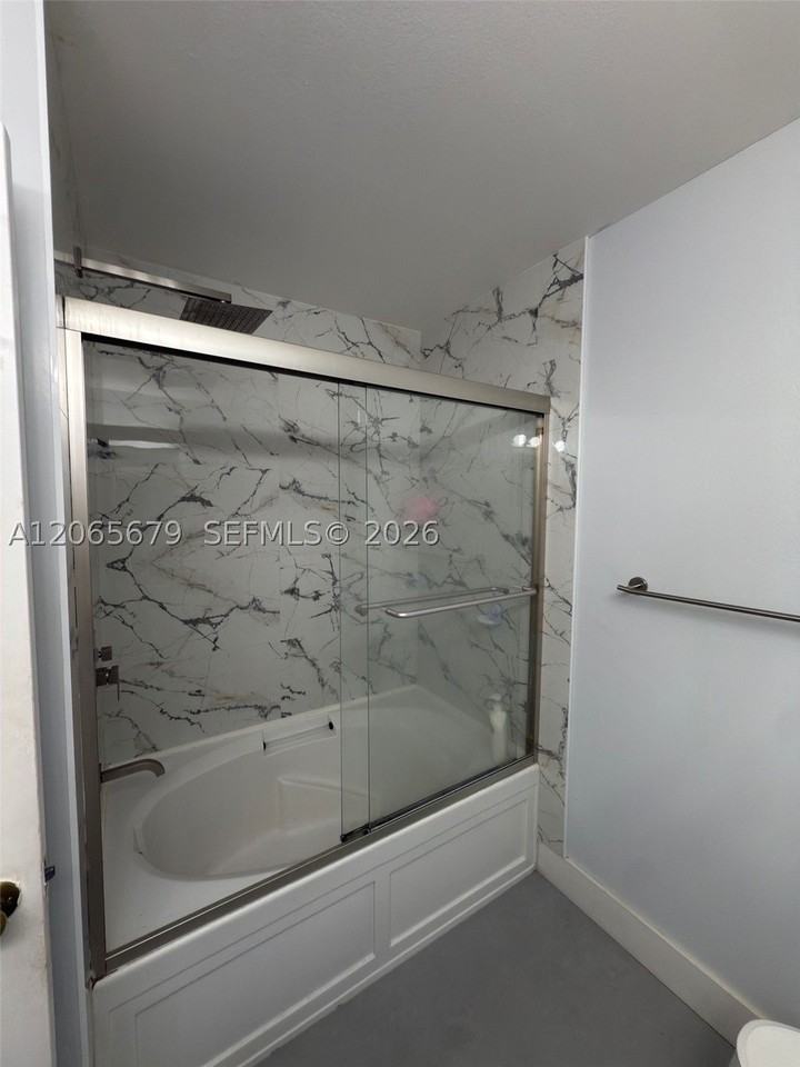 1105 Sw 44th Way #1105 - Photo 7 of 23
