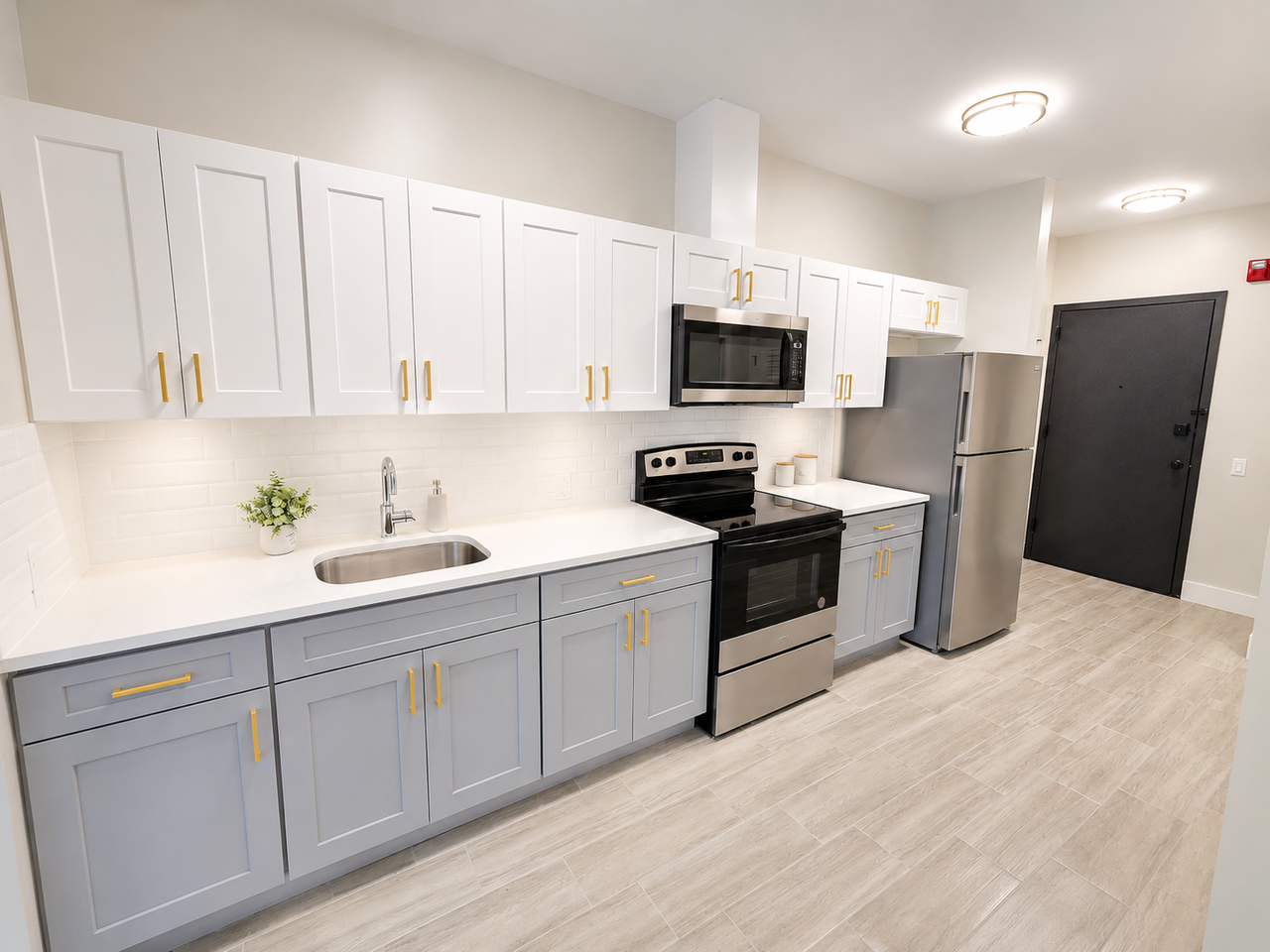 130 Ellis Ave #305B