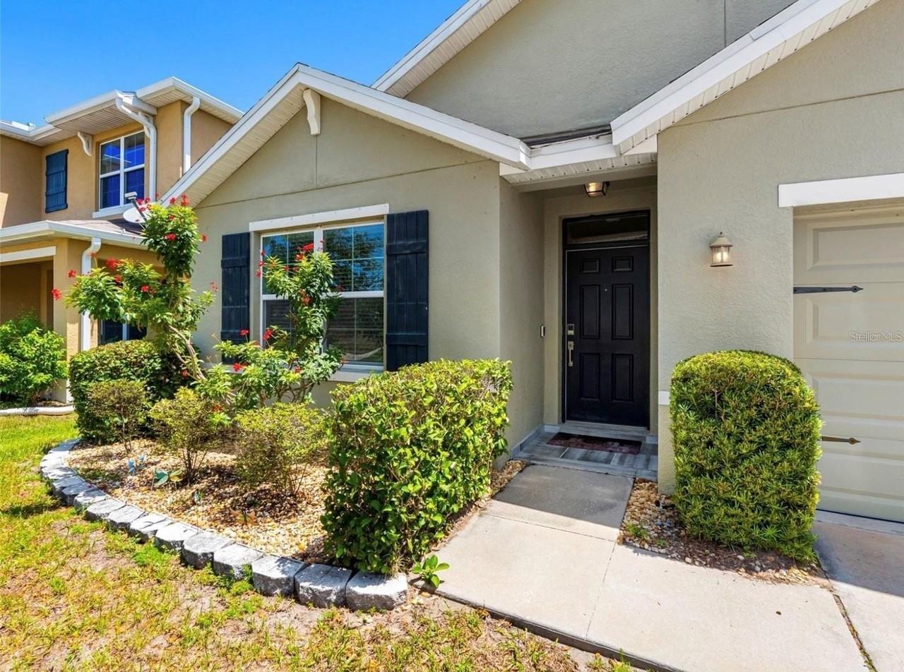 8106 Bilston Village Ln - Photo 2 of 22