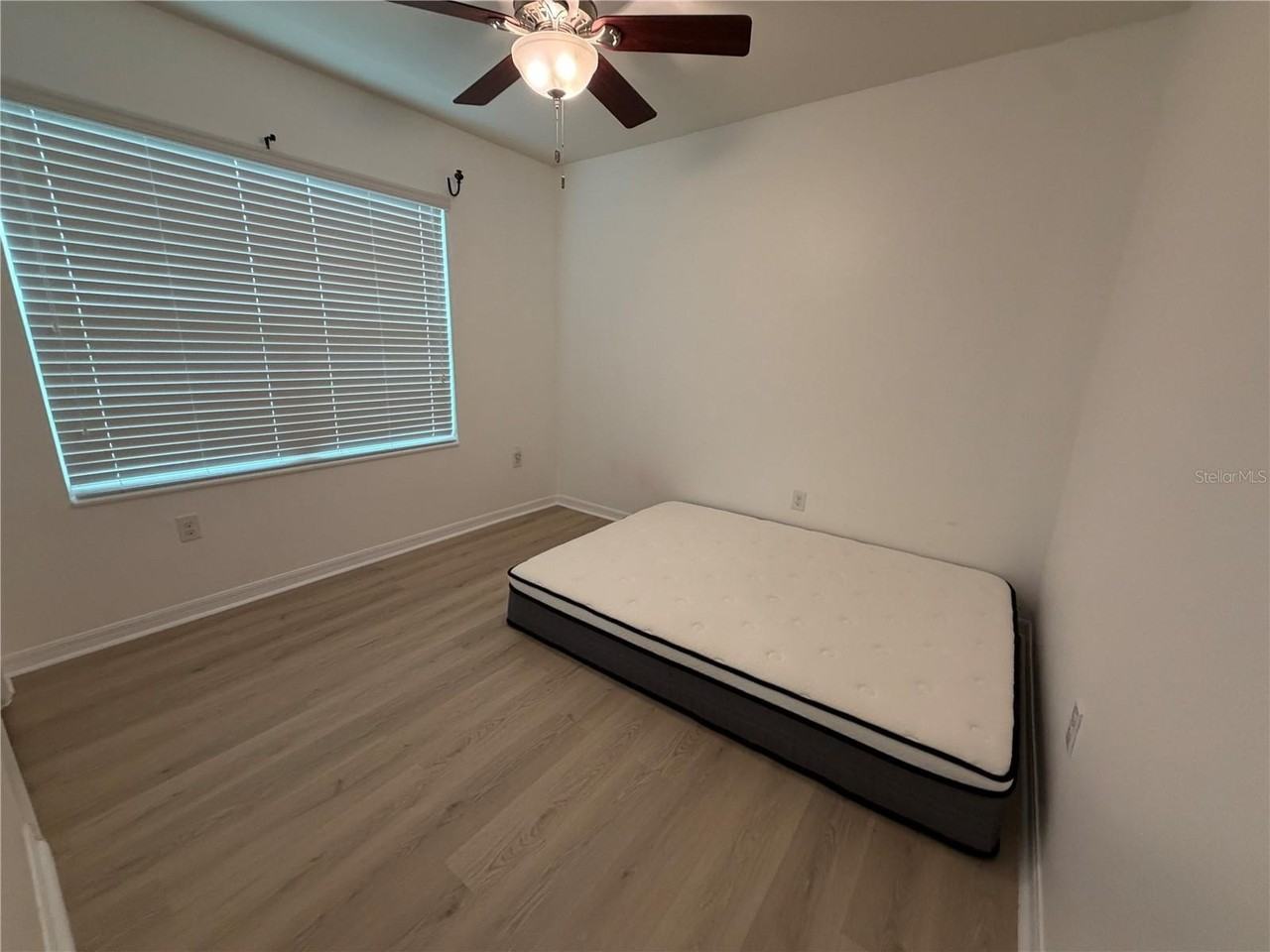 8106 Bilston Village Ln - Photo 4 of 22