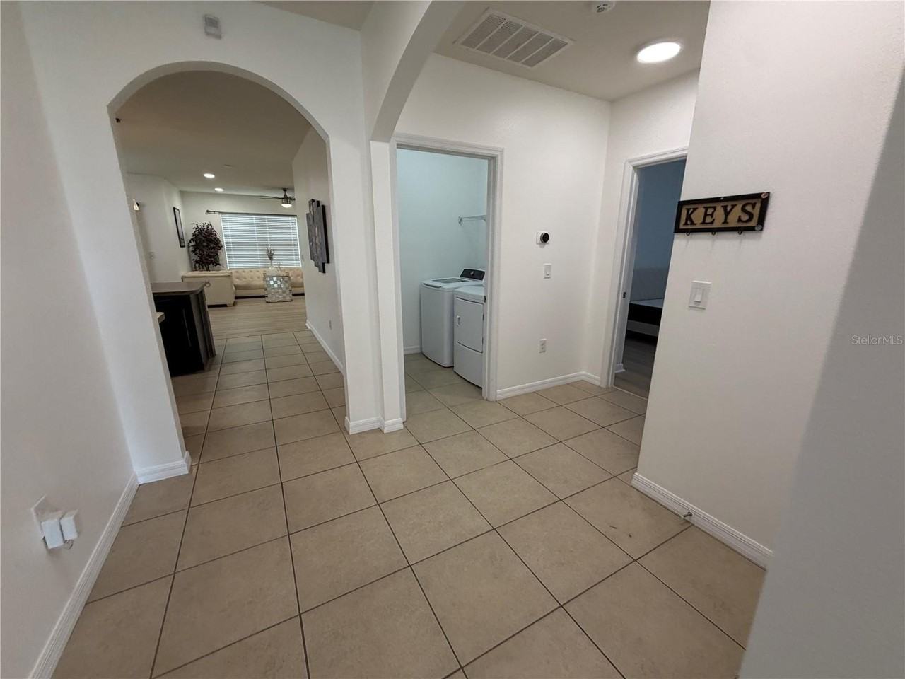 8106 Bilston Village Ln - Photo 7 of 22