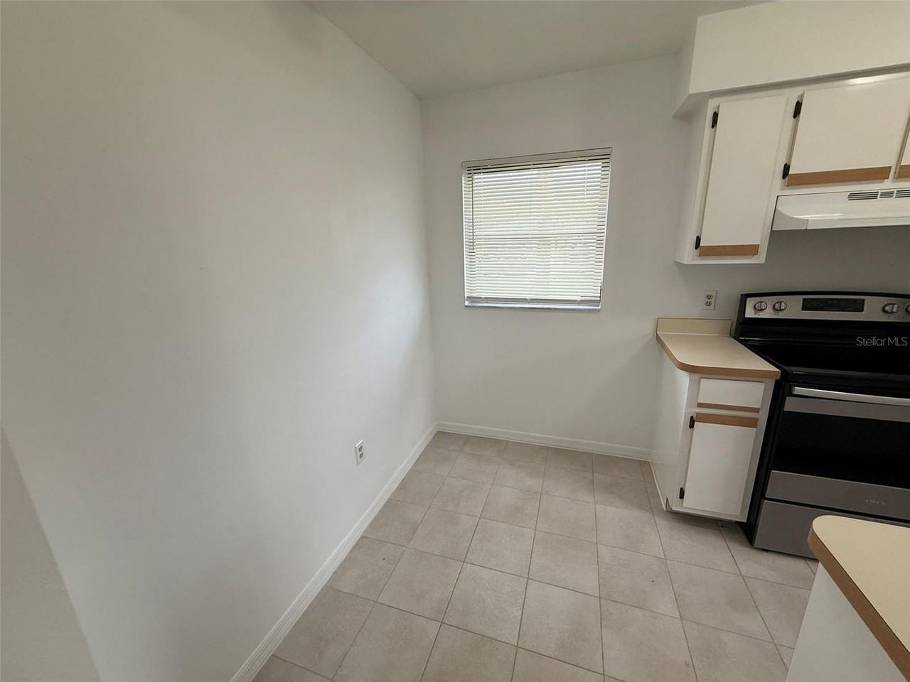 24540 Harborview Rd #F2 - Photo 2 of 19