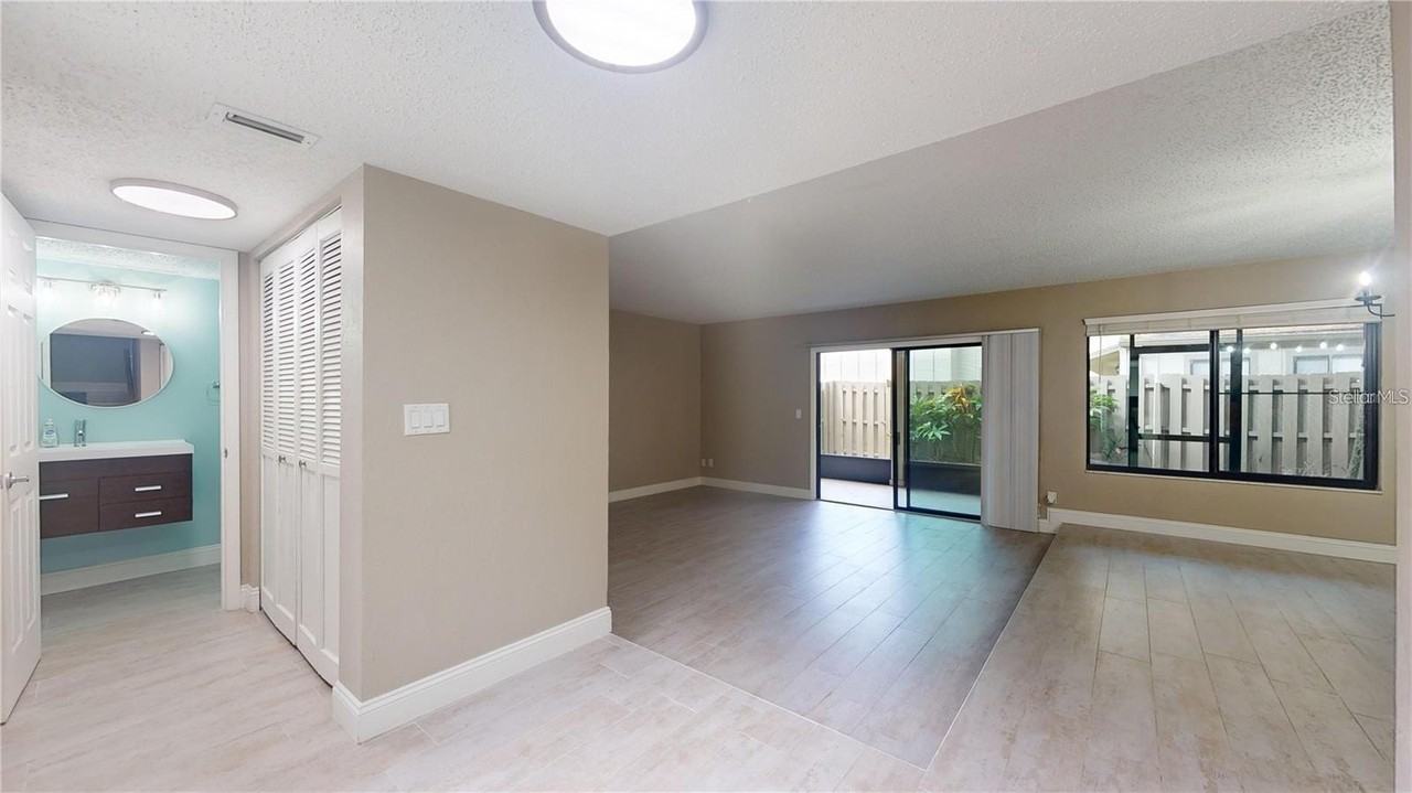 202 Pine Cone Trl - Photo 2 of 44