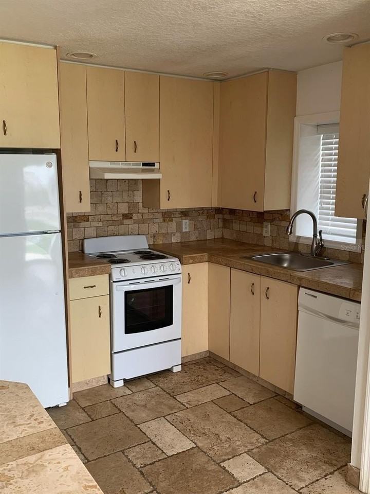 1908 S Ocean Shore Blvd #B - Photo 2 of 11