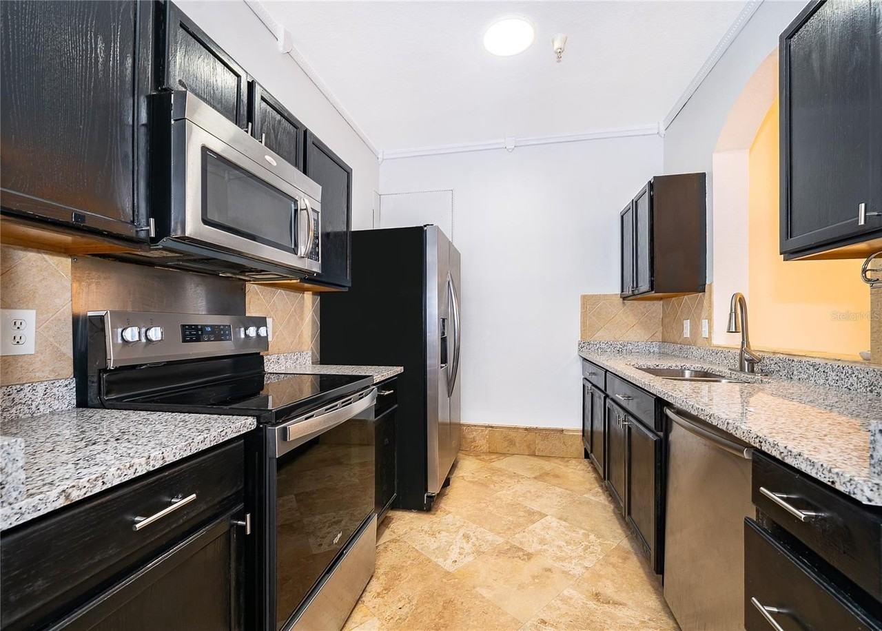 7123 Yacht Basin Ave #312 - Photo 5 of 25