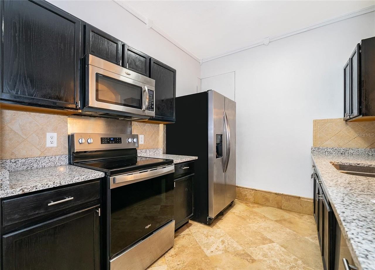 7123 Yacht Basin Ave #312 - Photo 7 of 25