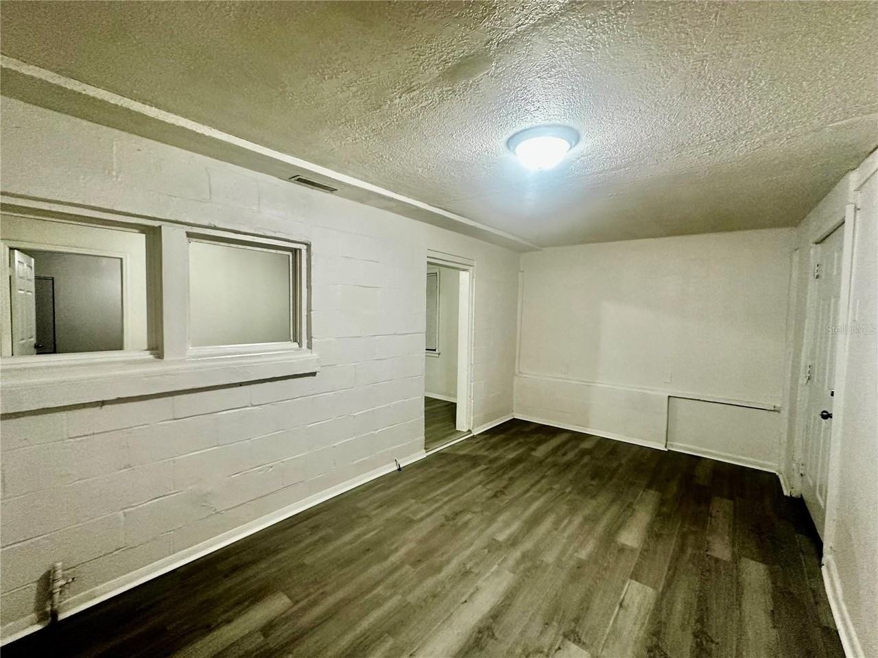 1907 S Rio Grande Ave - Photo 4 of 17