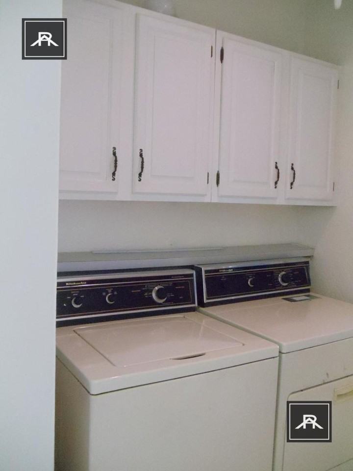 51 Falkland St - Photo 7 of 10