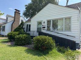featured image of 2130 N 6th St