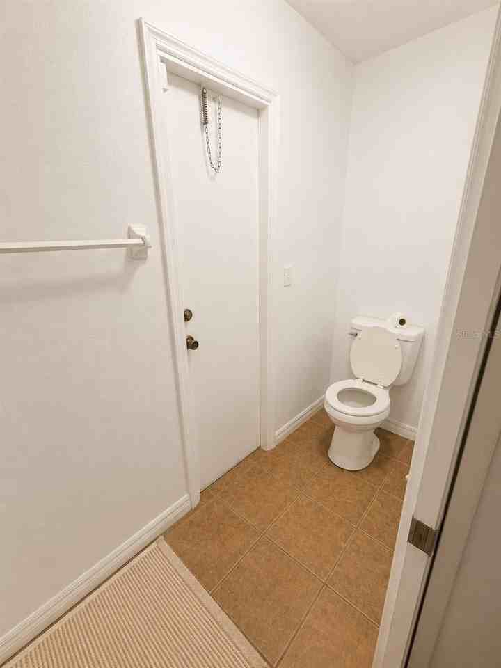 2113 N Normandy Blvd - Photo 2 of 12