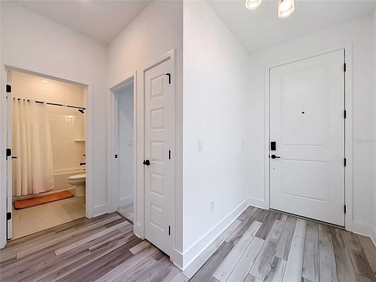 13568 Autumn Harvest Ave - Photo 4 of 42