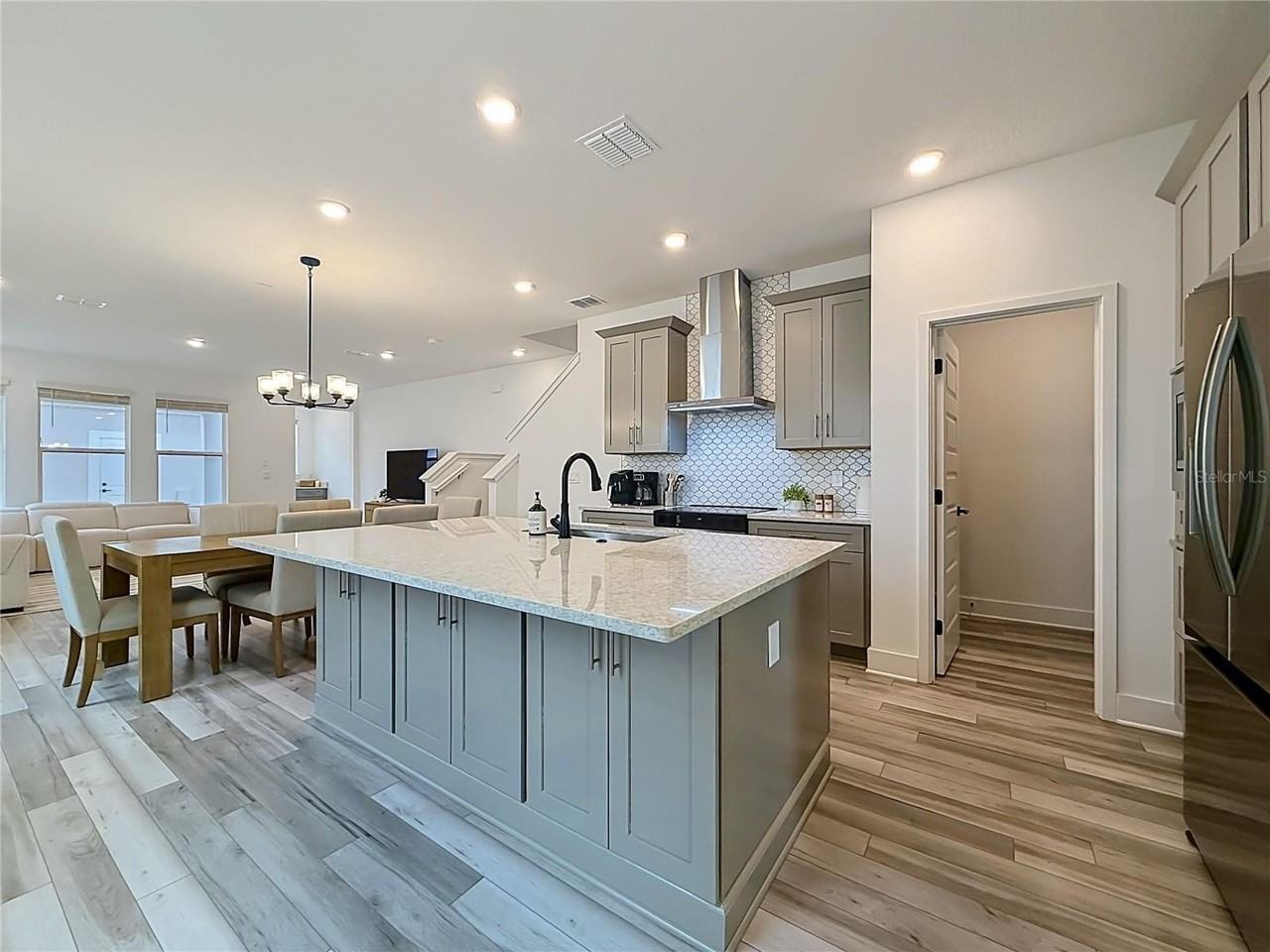 13568 Autumn Harvest Ave - Photo 5 of 42