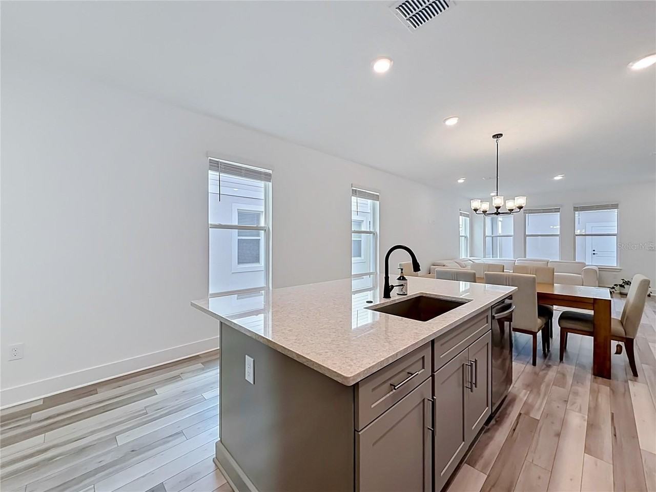 13568 Autumn Harvest Ave - Photo 6 of 42