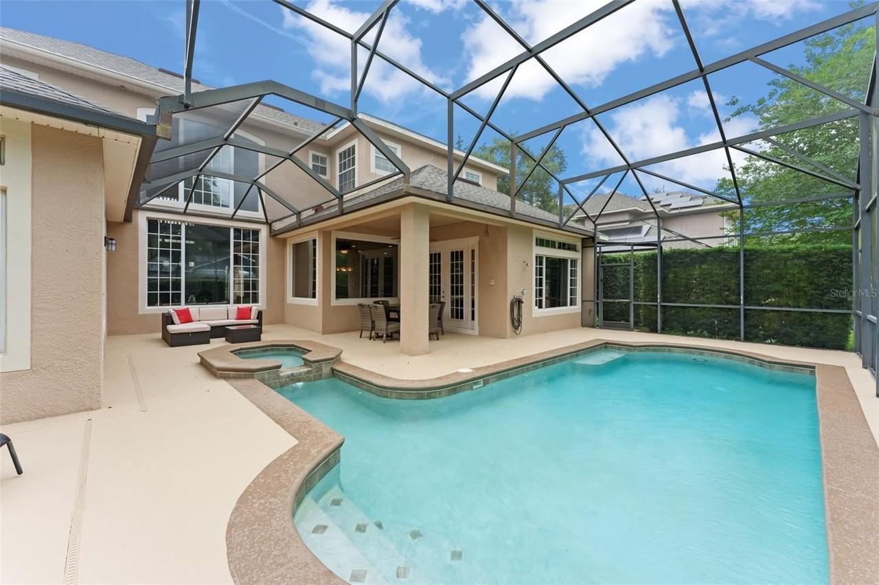 14411 Hampshire Bay Cir - Photo 2 of 50