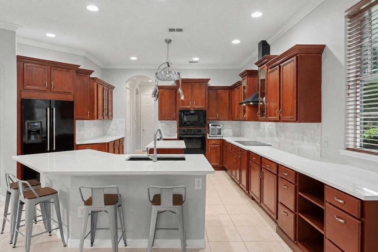 14411 Hampshire Bay Cir - Photo 7 of 50