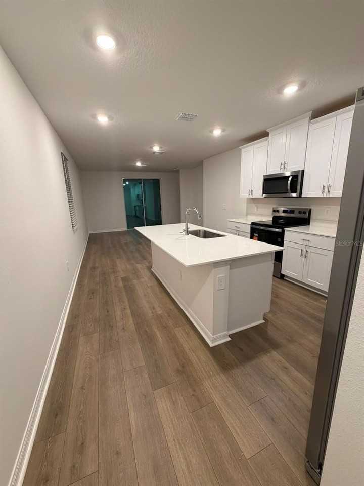 4325 River Beacon Blvd - Photo 3 of 22