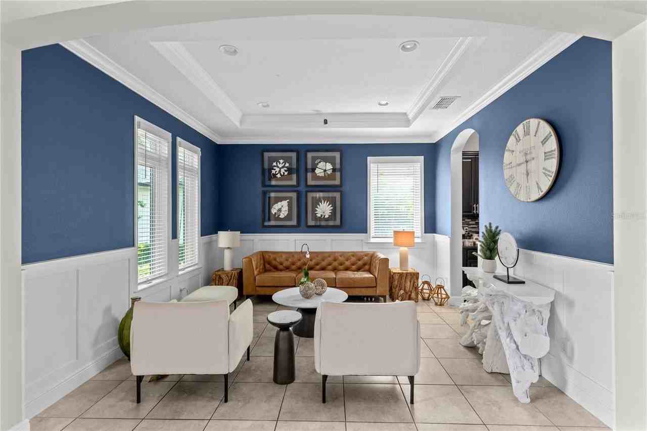 8802 Finsen St - Photo 3 of 39