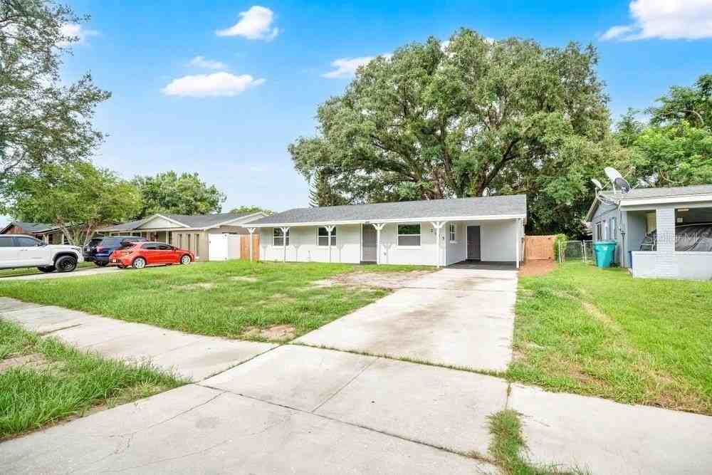 2115 Messina Ave - Photo 4 of 33