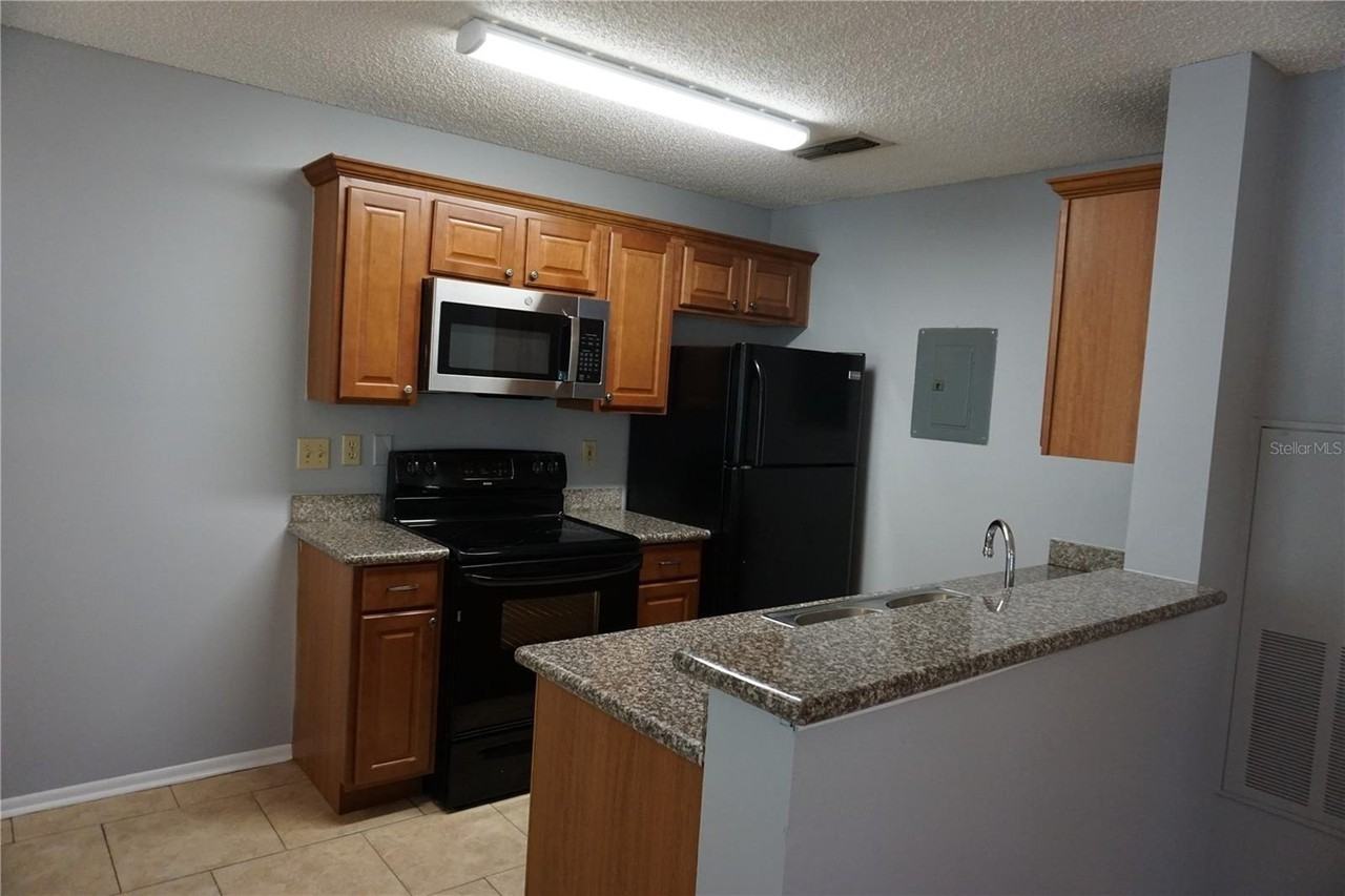 732 Secret Harbor Ln #100 - Photo 3 of 14