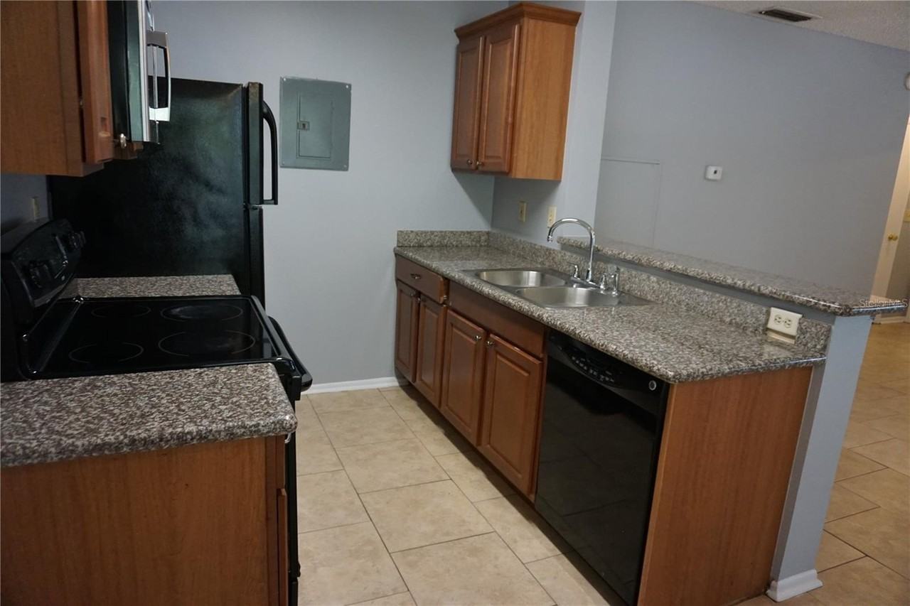 732 Secret Harbor Ln #100 - Photo 5 of 14