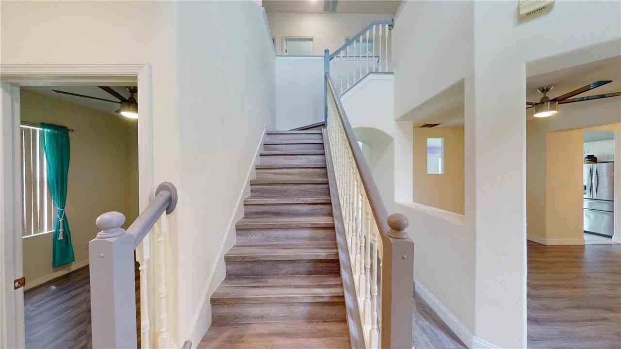 3044 Camino Real Dr S - Photo 3 of 35