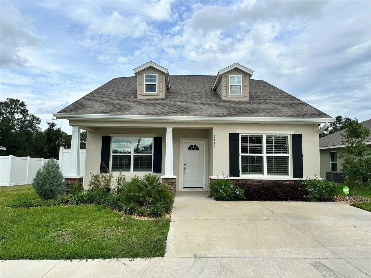4559 Se 25th Loop - Photo 3 of 25
