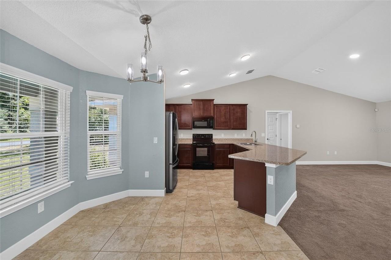 14535 Sw 68th Ter - Photo 5 of 50
