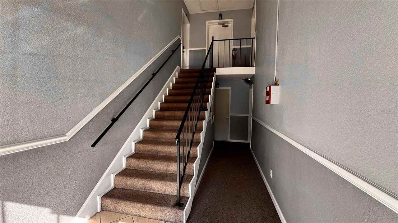 205 Lewfield Cir #205 - Photo 3 of 37