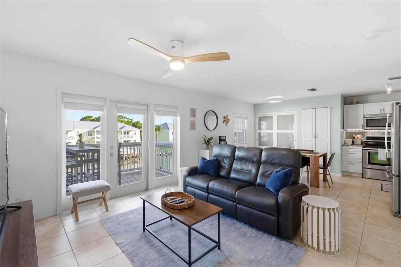 5174 Beach Dr Se #D - Photo 4 of 50