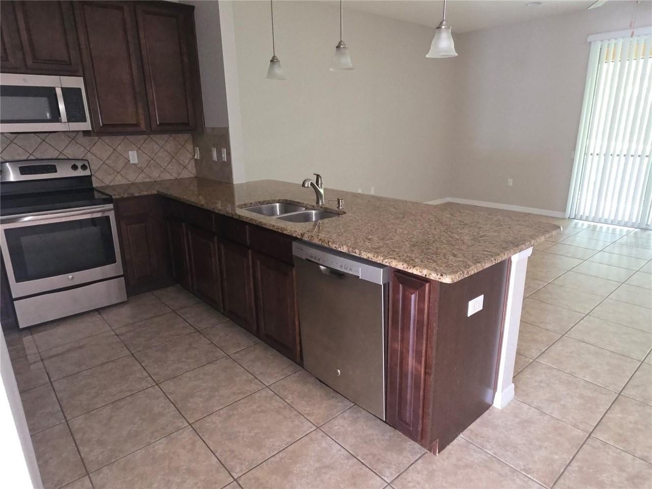 8327 Pine River Rd - Photo 7 of 24