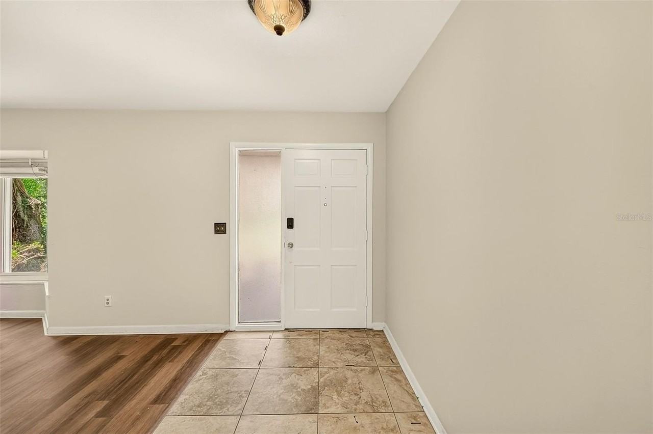303 Saint Augustine Ave - Photo 2 of 44