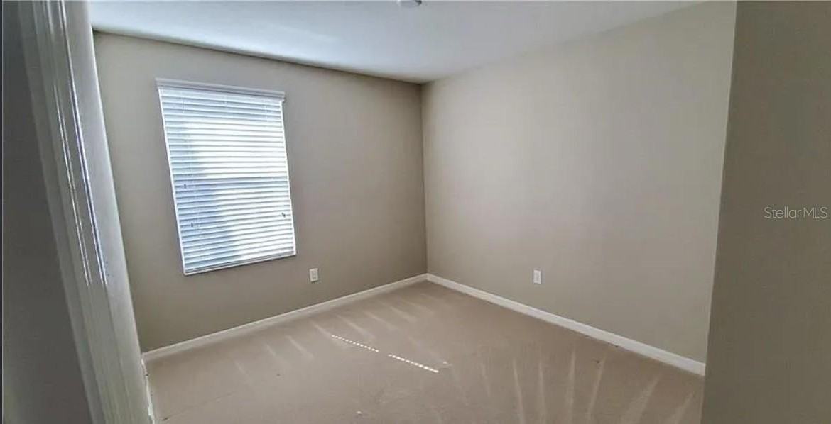 7027 Towne Lake Rd - Photo 7 of 13