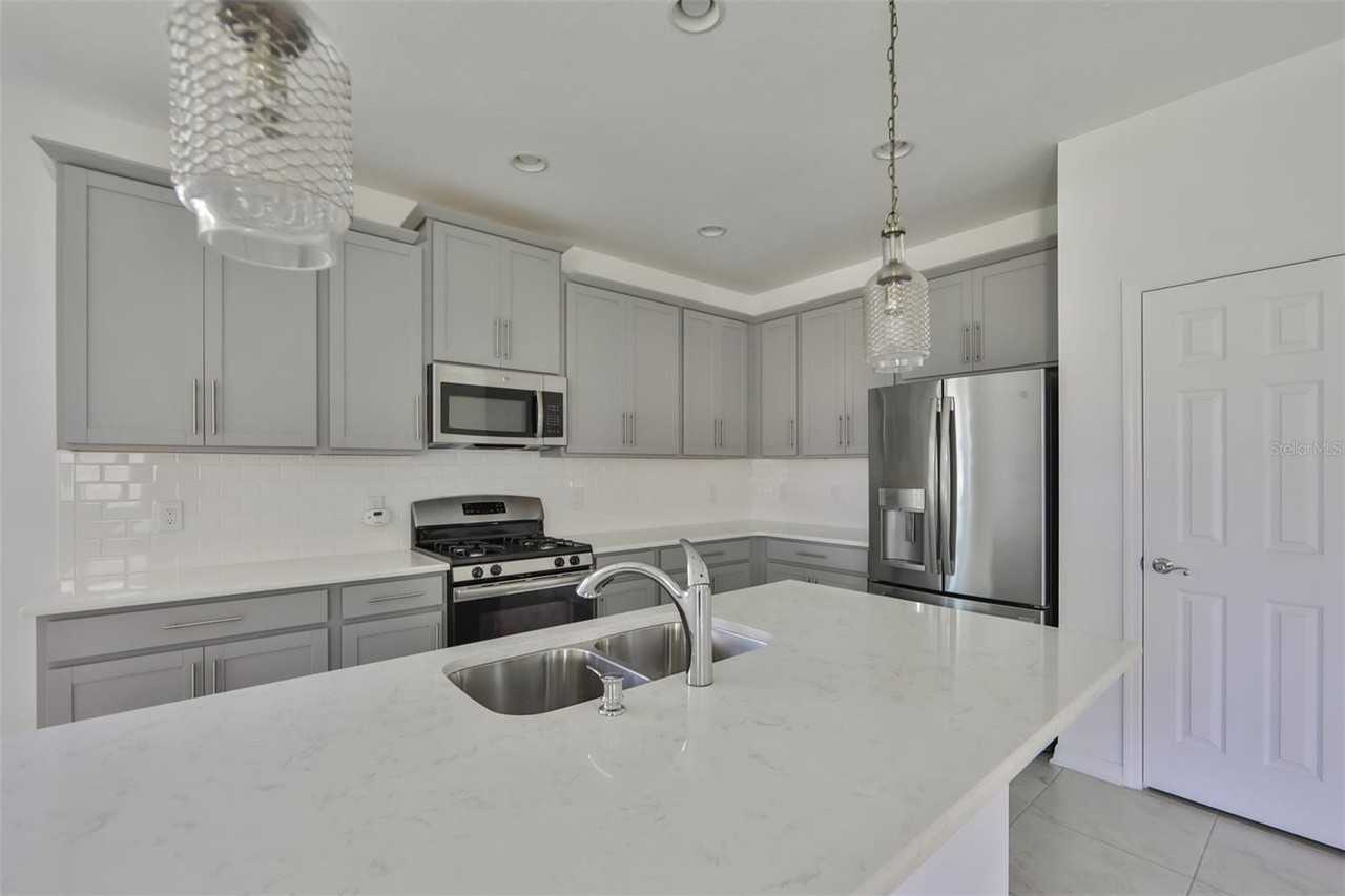 3044 Abrams Trl - Photo 5 of 20