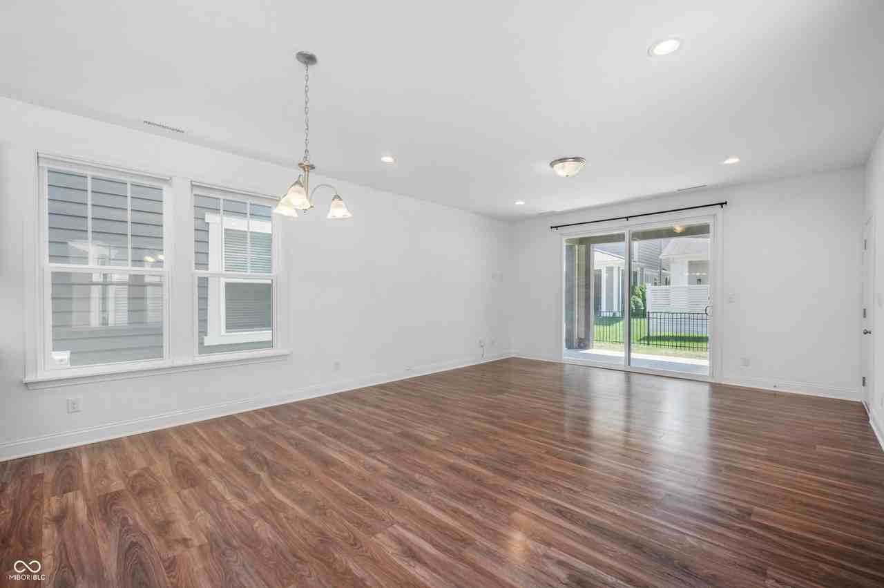 7003 Pickett Pl - Photo 3 of 21