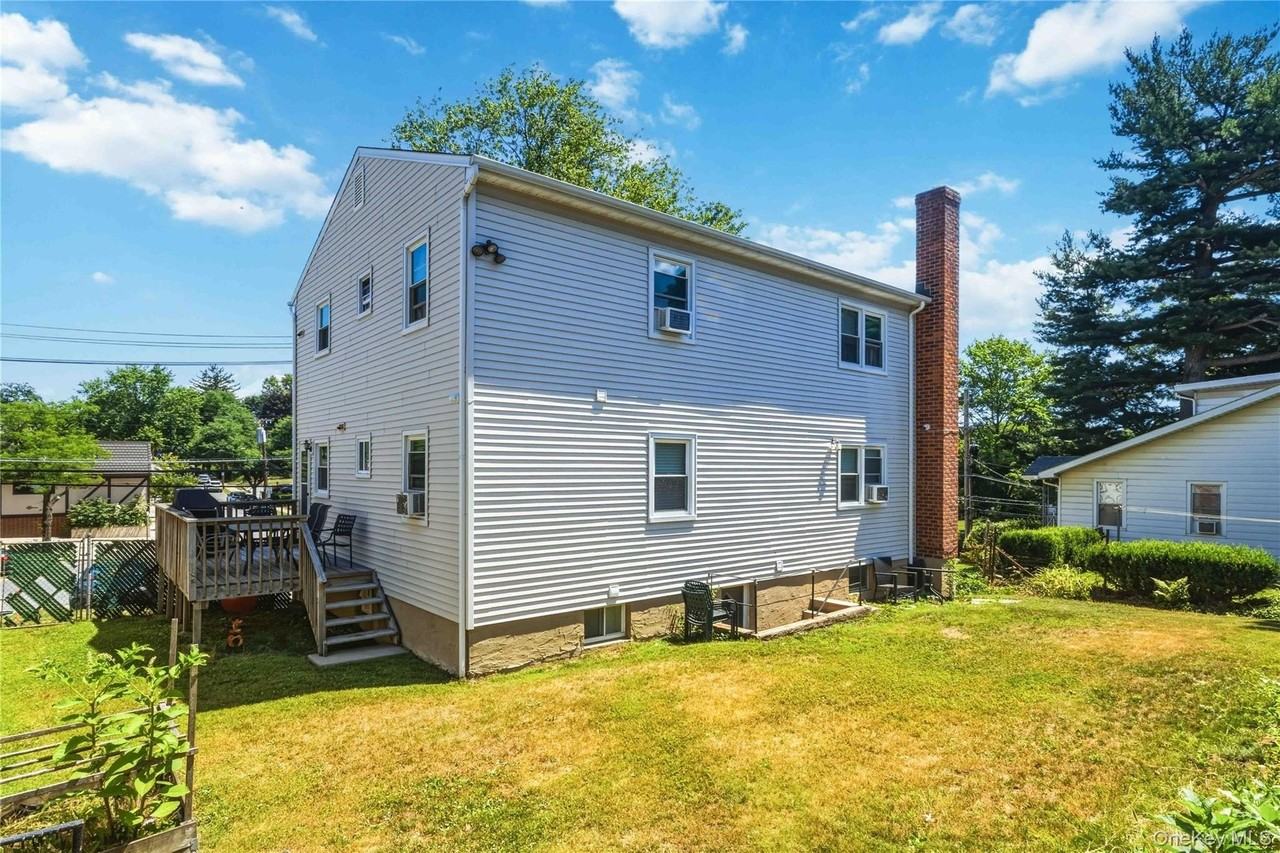 508 New Rochelle Rd #2 - Photo 7 of 16