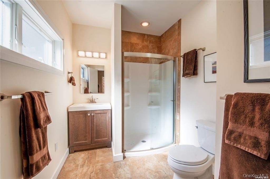 63 Gardiners Ln - Photo 7 of 10