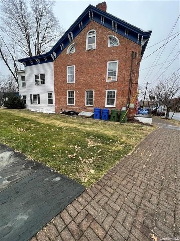 155 Main St #4 - Photo 2 of 14