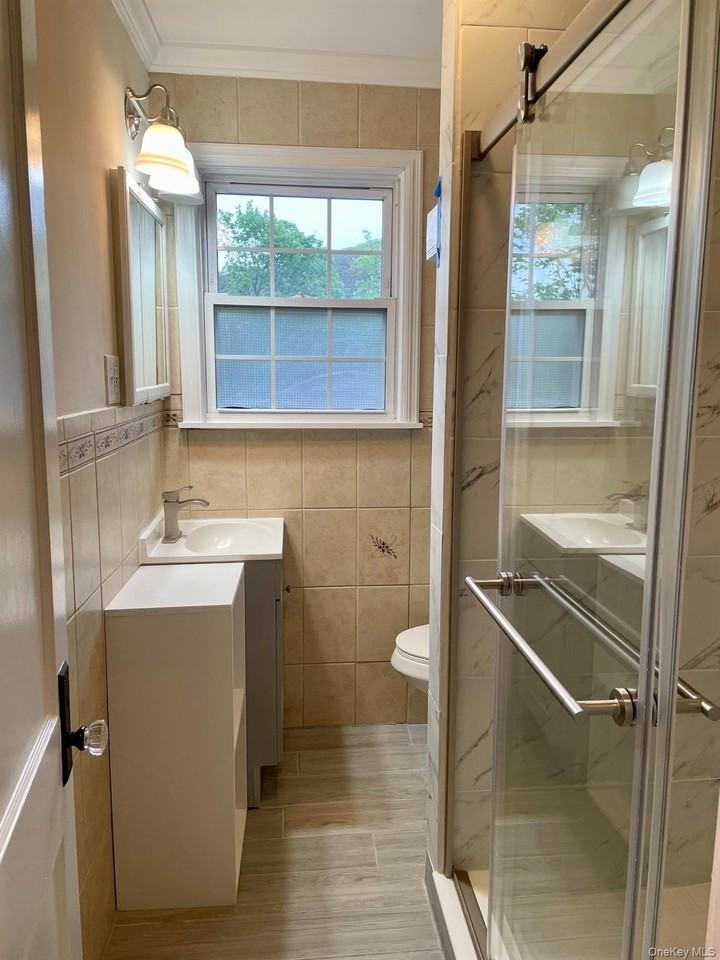 8 Locust St #1 - Photo 5 of 15