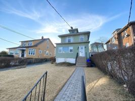 featured image of 640 S 6th Ave