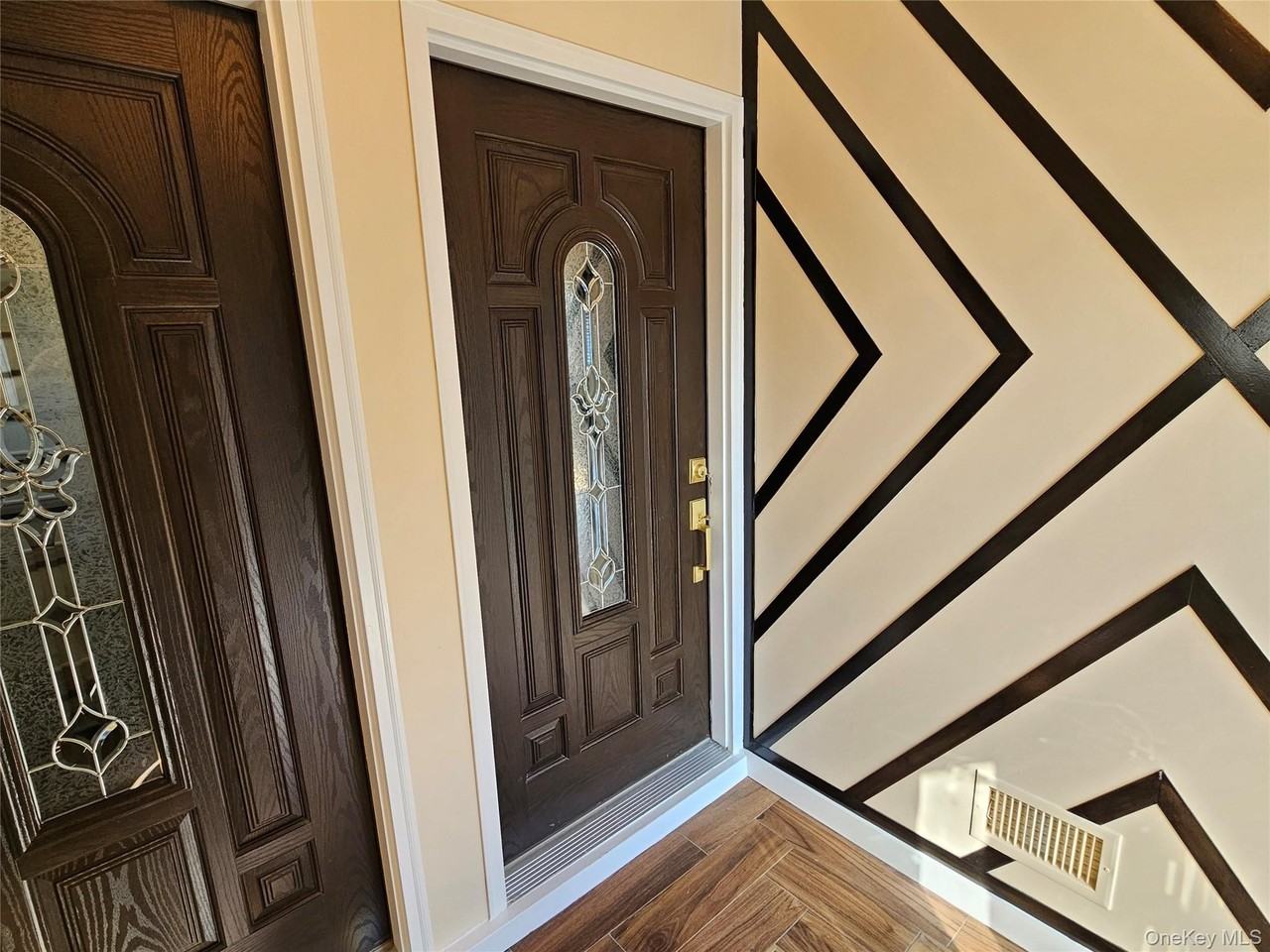 94 Briggs Ave #1 - Photo 2 of 17