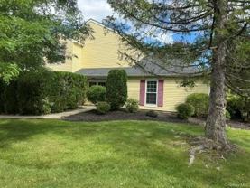 34 Candlestick Ct - Photo 1 of 1