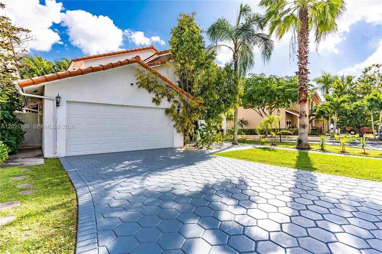 8908 Sw 108th Circle Ct - Photo 3 of 8