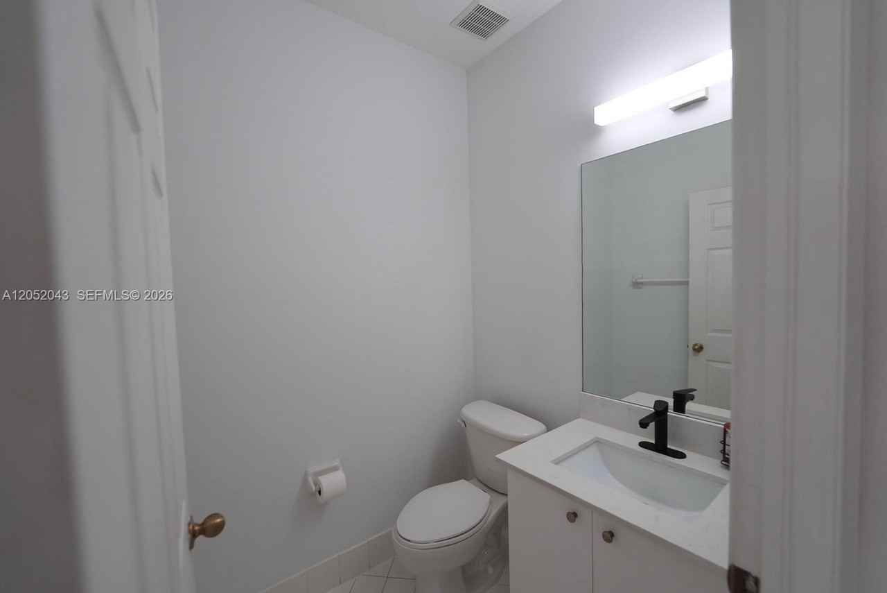 8836 Sw 221st Ter - Photo 4 of 8