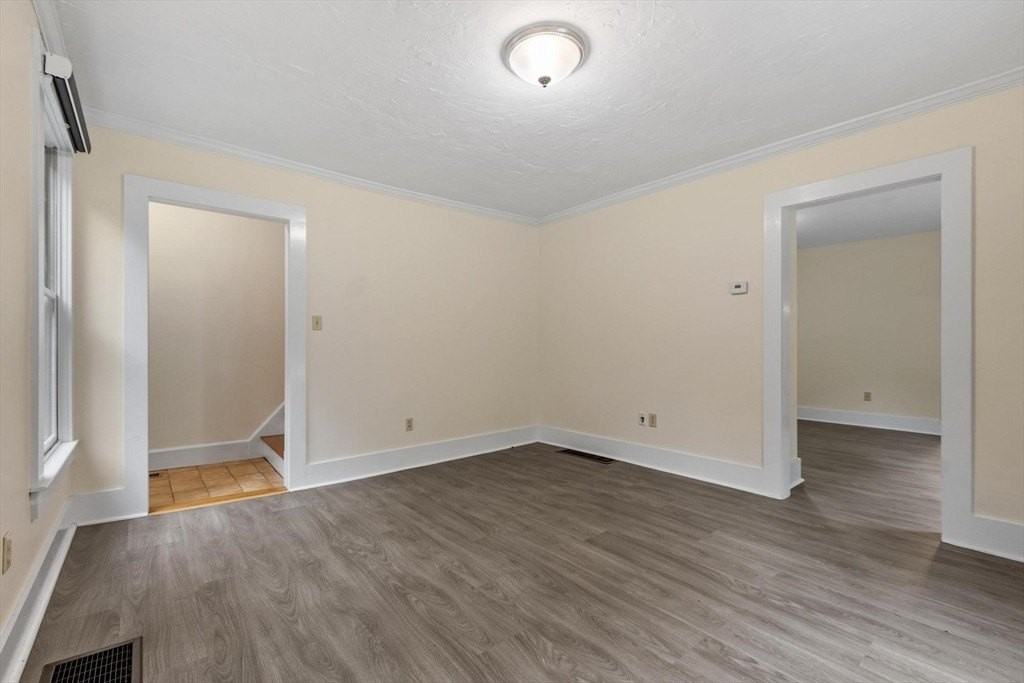 11 Chadwick St #11 - Photo 5 of 29