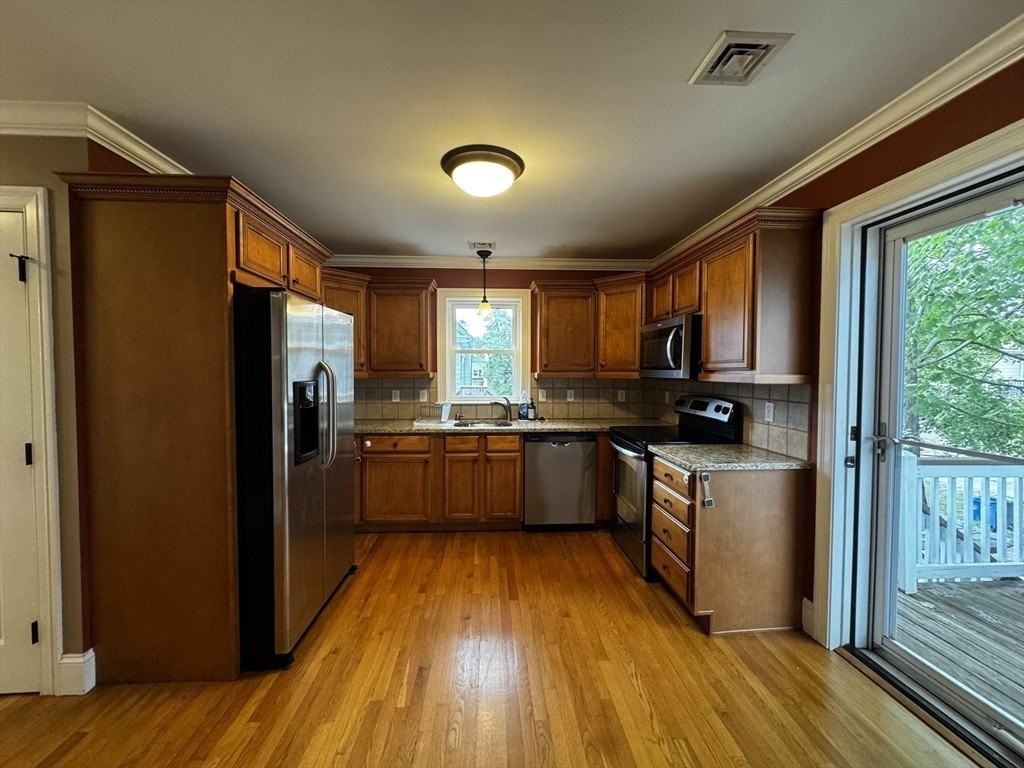 92 Alder St #2 - Photo 2 of 21