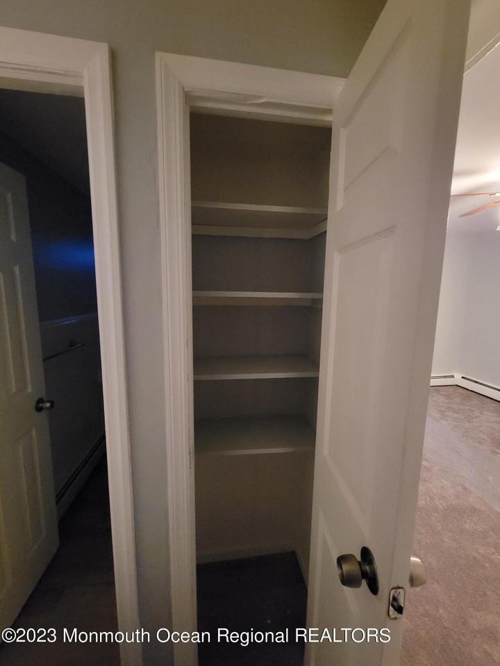 119 Raritan Ave #2B - Photo 4 of 14