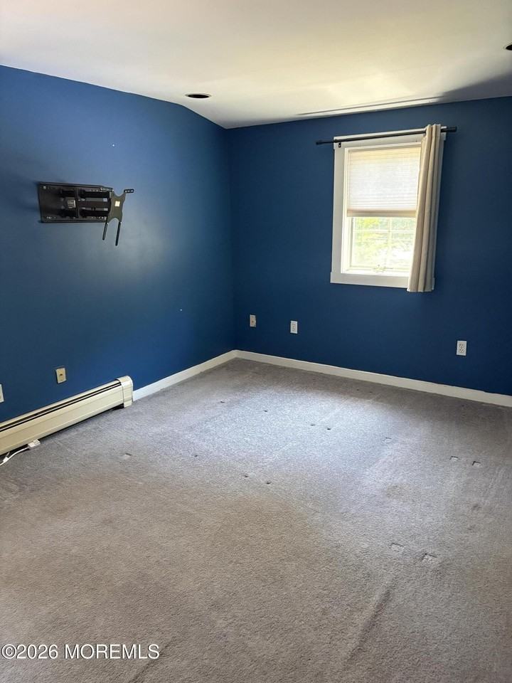 36 Bayberry Ave - Photo 4 of 14