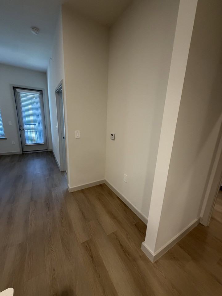 Sharp St #8106 - Photo 4 of 8