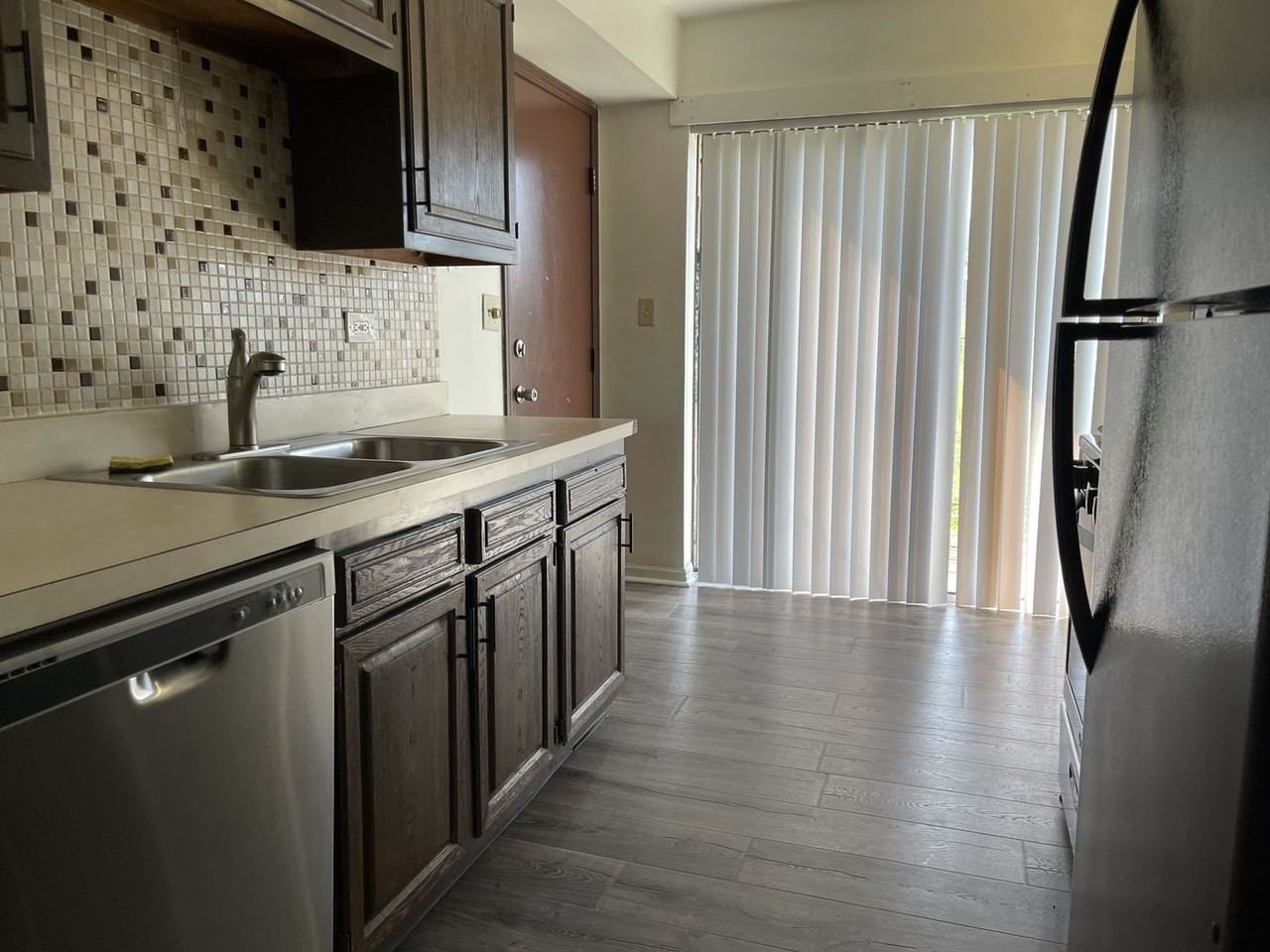 365 E Rimini Ct #2 - Photo 2 of 8