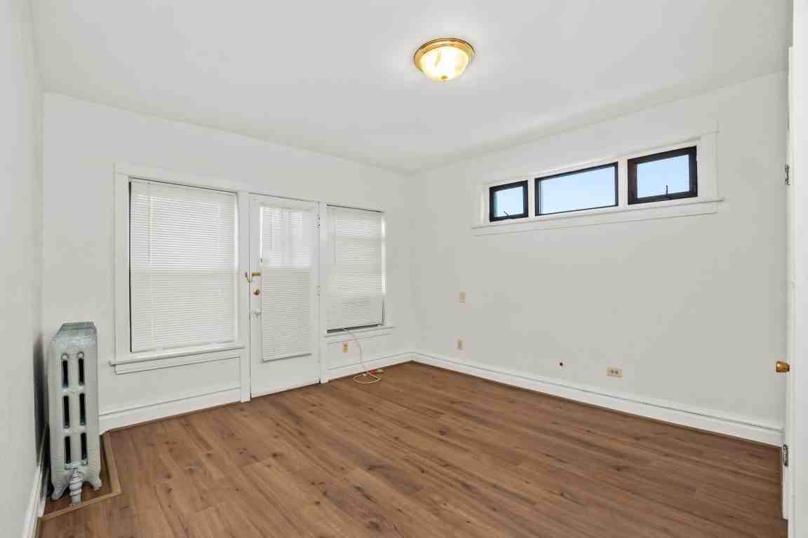 6144 S Indiana Ave #3R - Photo 2 of 15